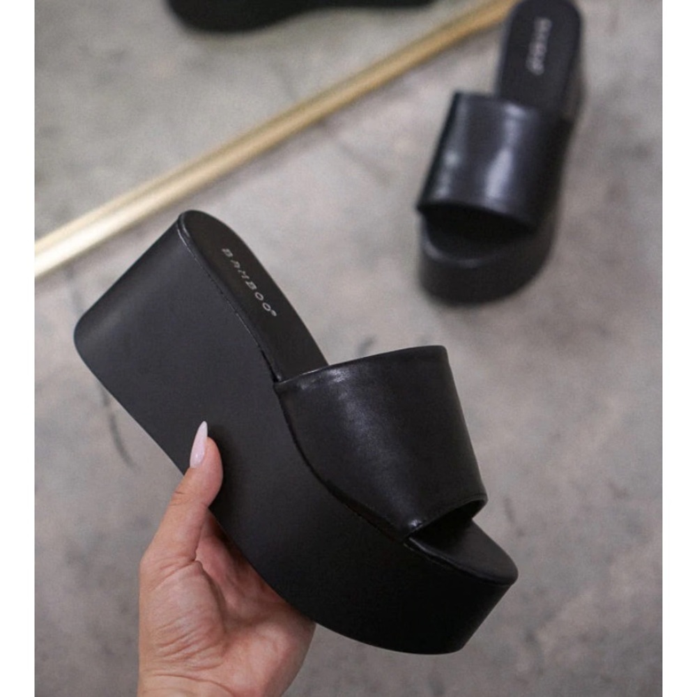 Platform Black Sandals